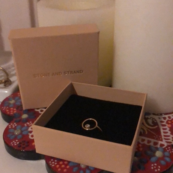 Stone & Strand open circle ting with diamond (0.05ct) - Picture 4 of 8